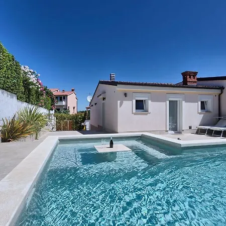 Villa Manuela Comfortable Pula